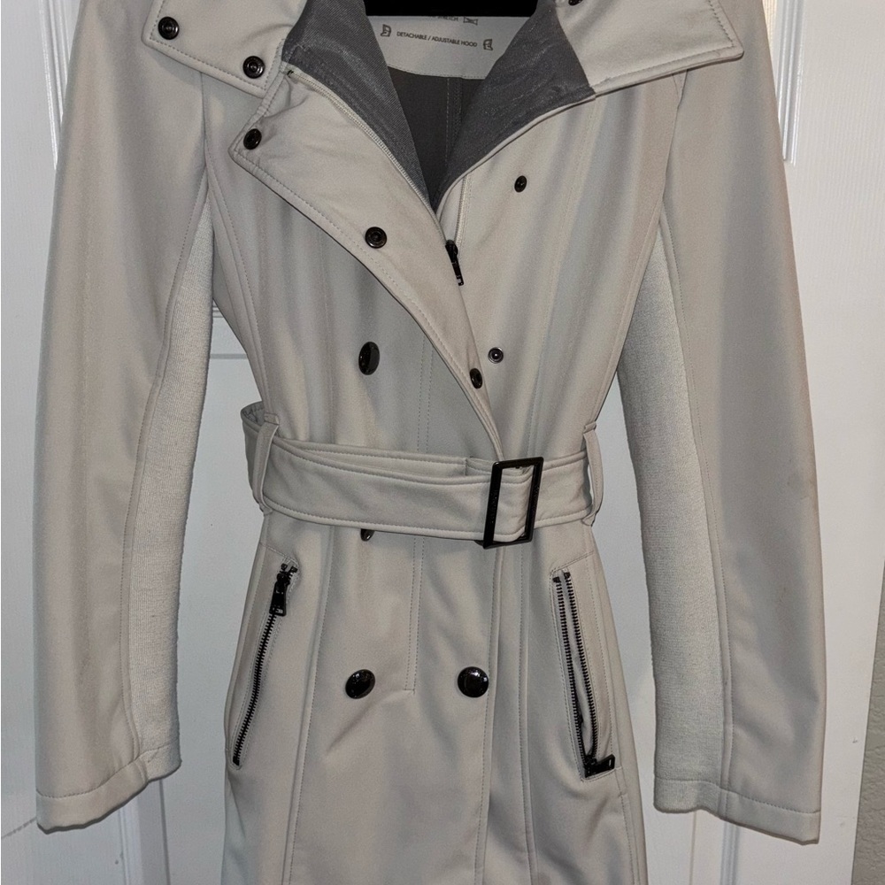 Calvin Klein Gray Trench Coat with Double-Breasted Design and Matching Belt